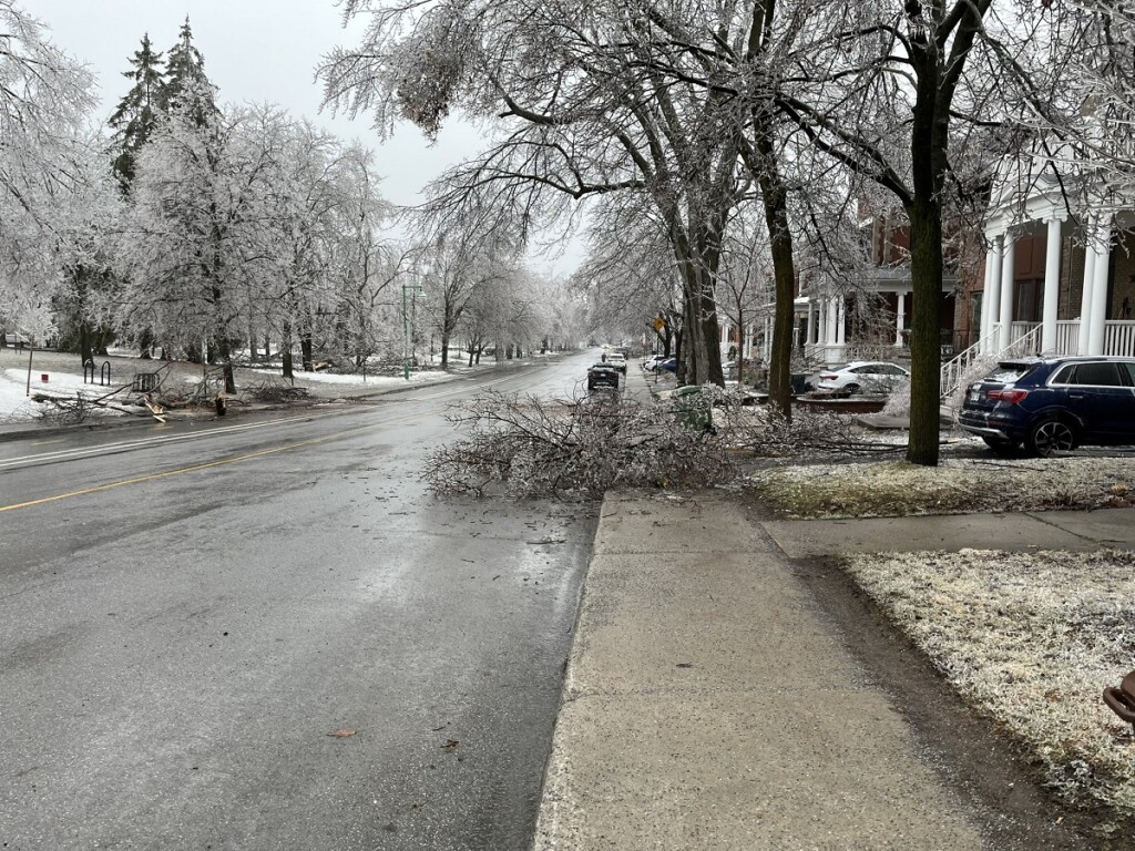 tempesta ghiaccio canada