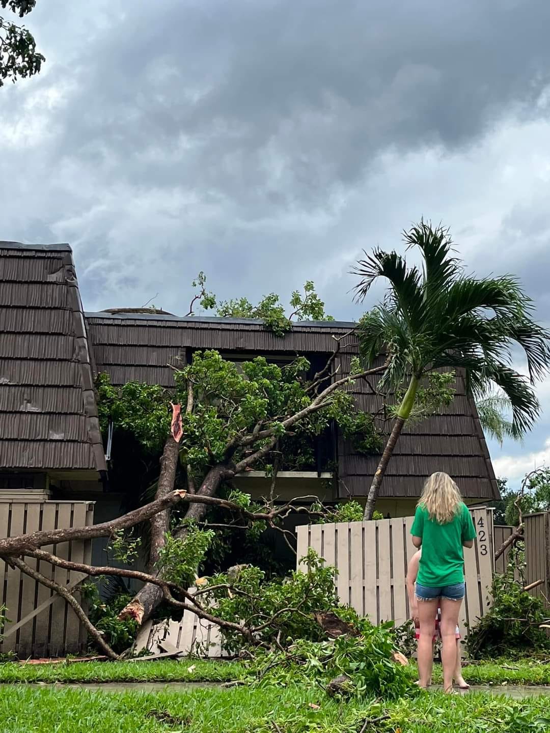 tornado palm beach gardens florida
