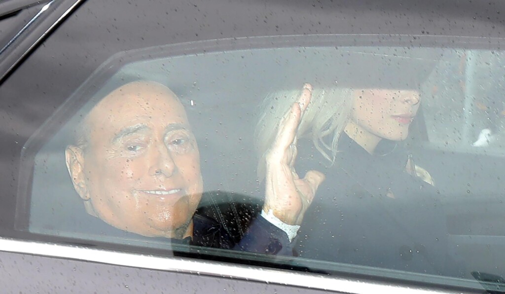 berlusconi dimesso ospedale