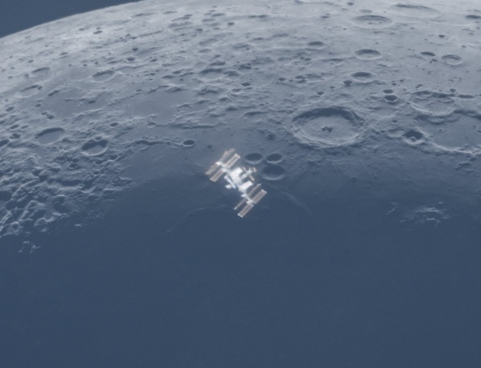 stazione spaziale luna