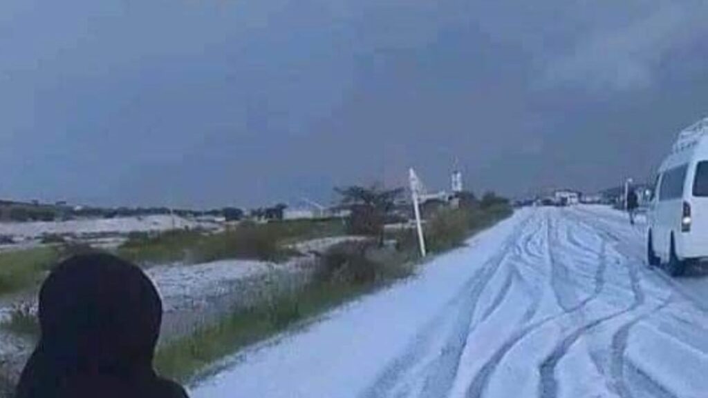 tempesta di neve in Somalia