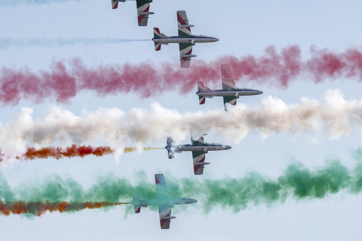 Aeronautica Militare: grande successo di pubblico per l'Airshow