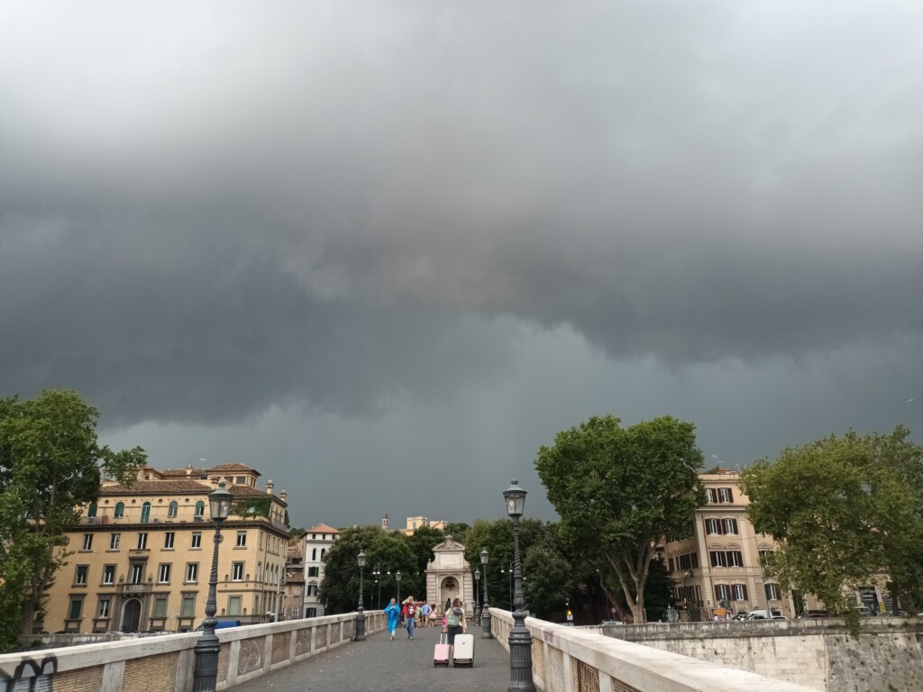 temporale roma