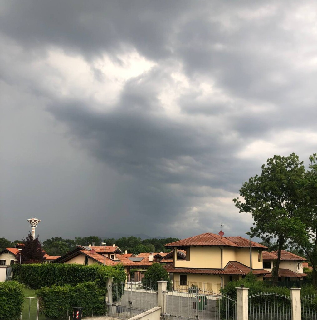 temporale san carlo canavese piemonte