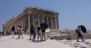 gran caldo all'Acropoli di Atene