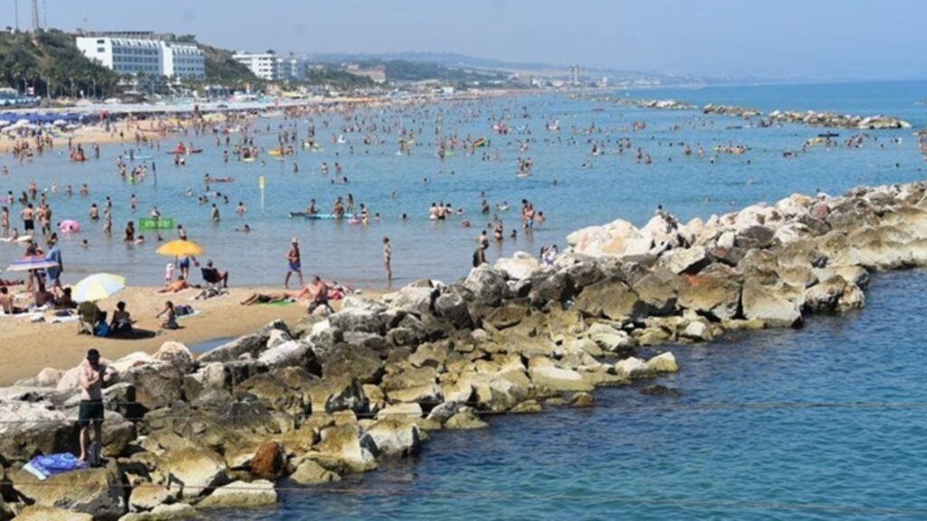 tutto esaurito nelle spiagge di Termoli