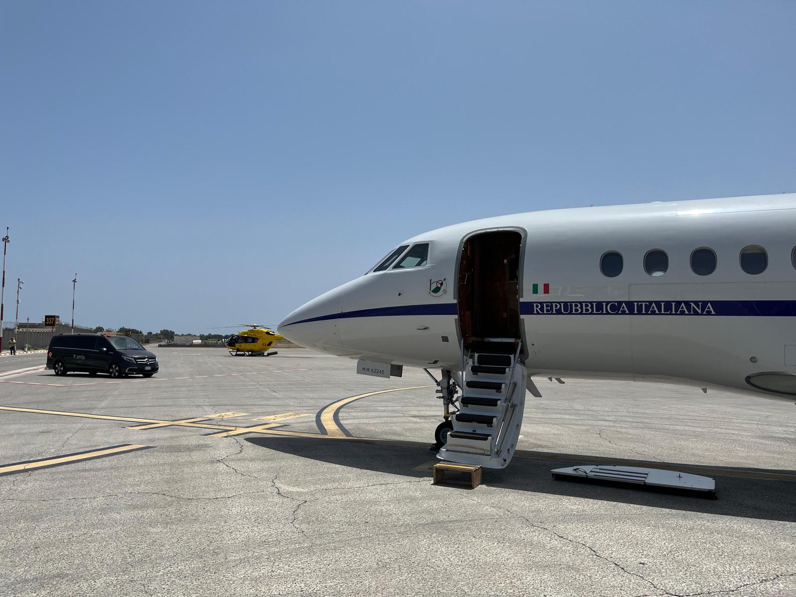 Volo salva vita dell Aeronautica Militare 14enne trasferito da