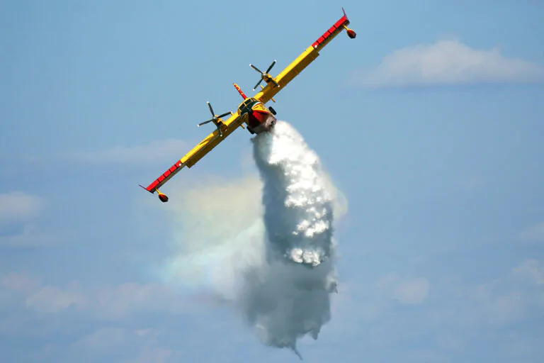 canadair in azione