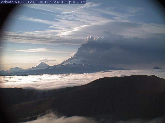 eruzione vulcano vulcano Shishaldin Alaska