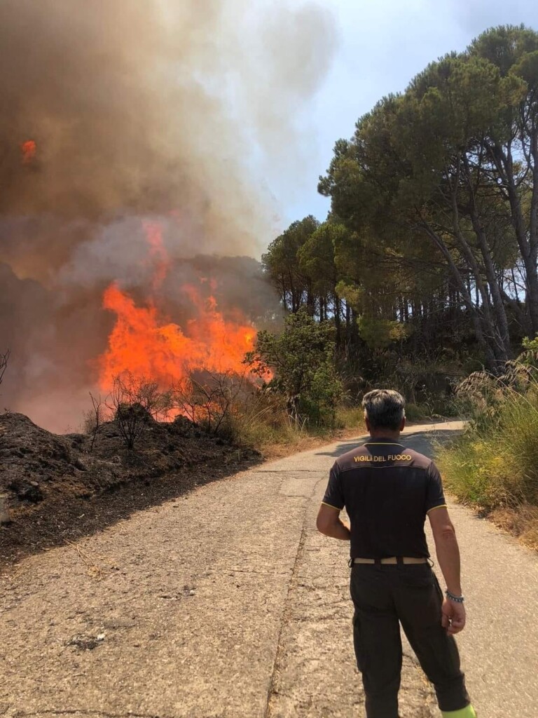 incendi crotone