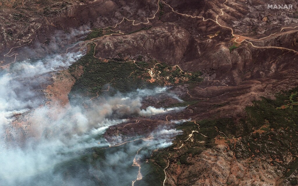 incendi grecia corfù