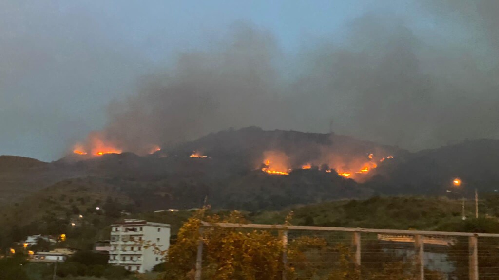 incendio reggio calabria