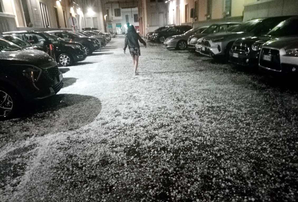 maltempo nubifragio grandinata milano