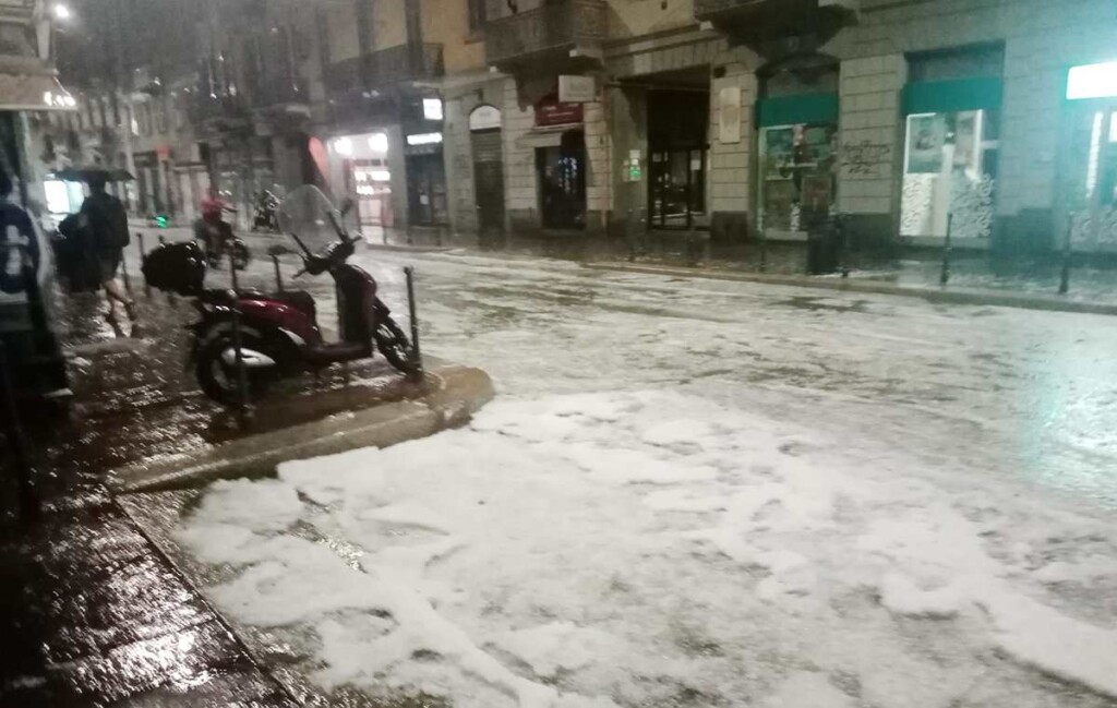 maltempo nubifragio grandinata milano