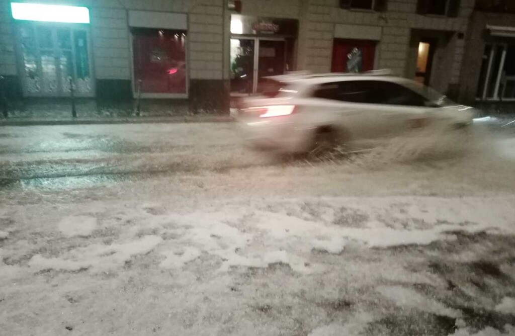 maltempo nubifragio grandinata milano