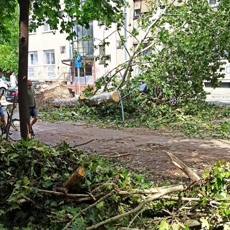 maltempo tempesta serbia novi sad