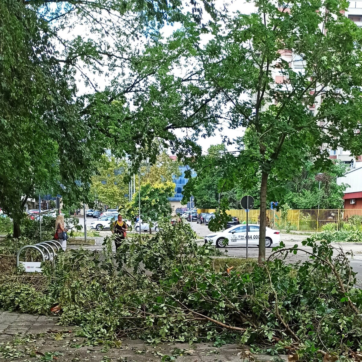 maltempo tempesta serbia novi sad