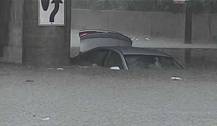 piogge inondzioni maltempo chicago