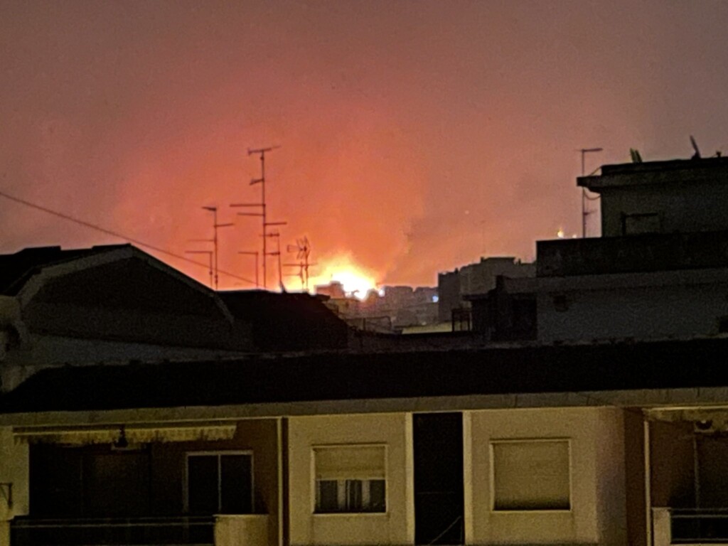 reggio calabria incendio notte