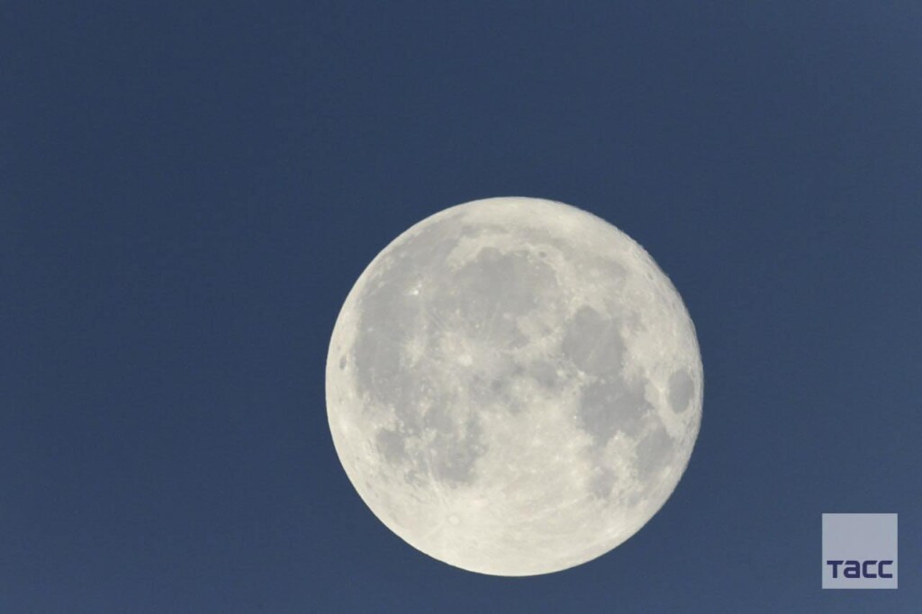 superluna stazione spaziale