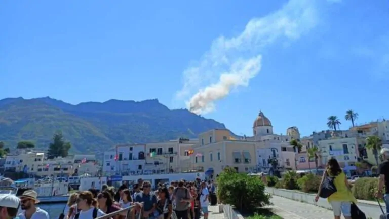 incendio ad Ischia