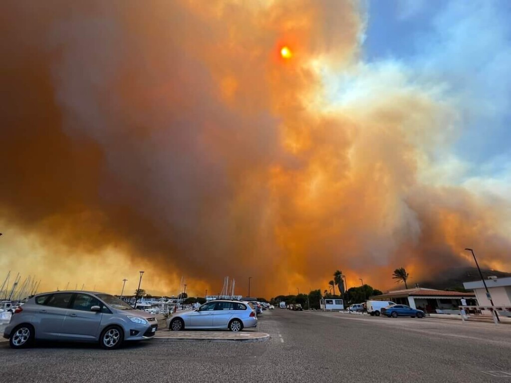 incendio Monte Longu di Posada Nuoro