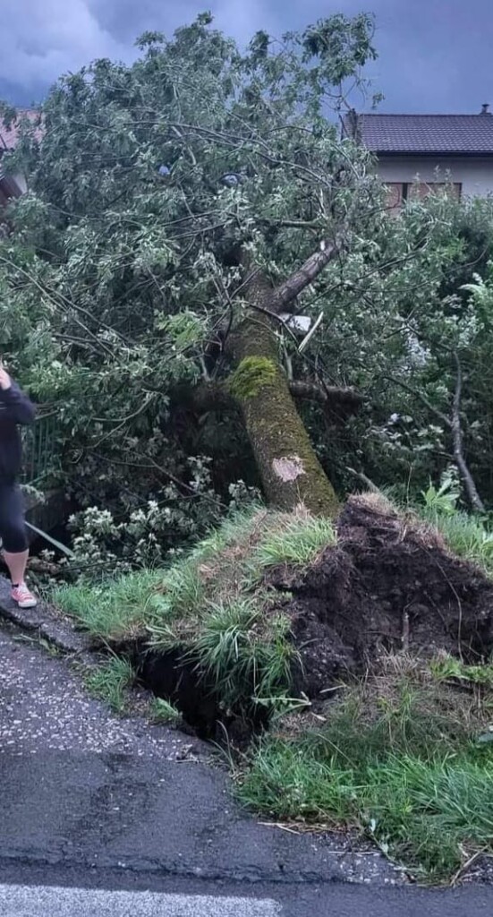 tornado slovenia Bisterza Ilirska Bistrica