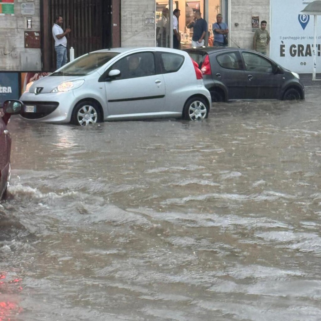 maltempo napoli