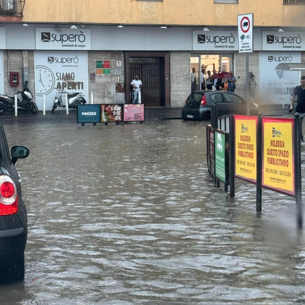 maltempo napoli