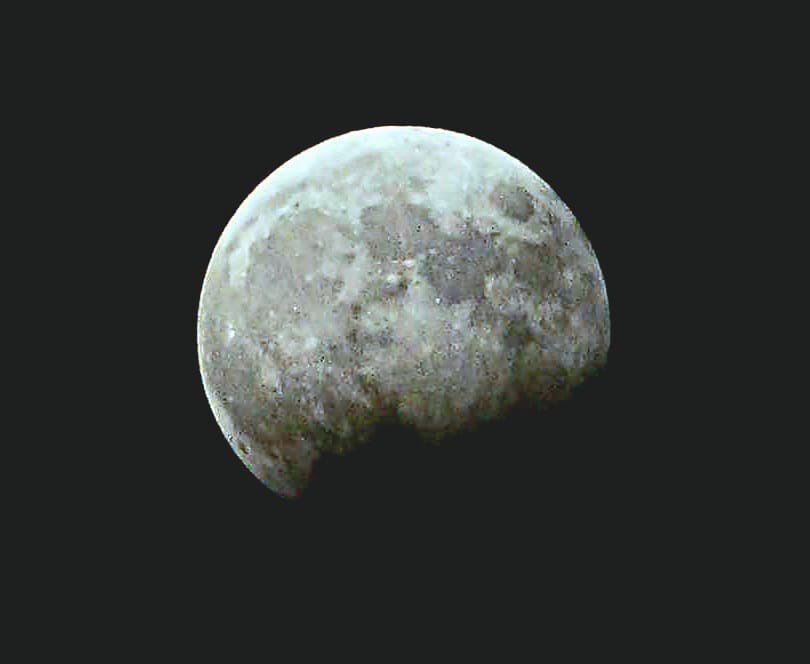 eclissi parziale luna