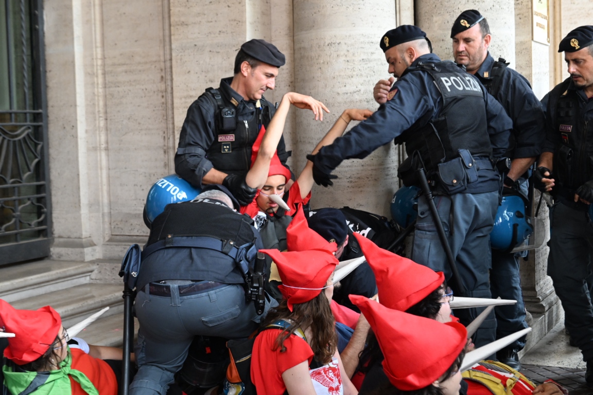 extinction rebellion mit