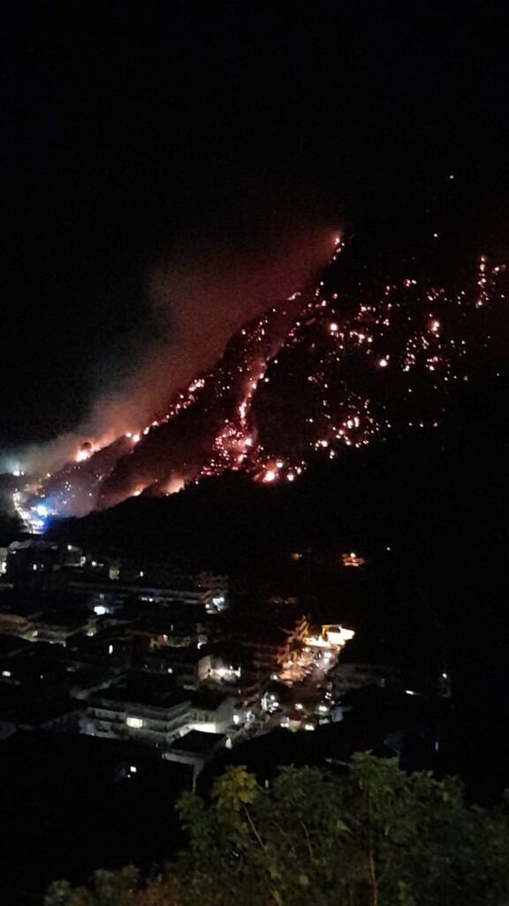 incendio bagnara calabra