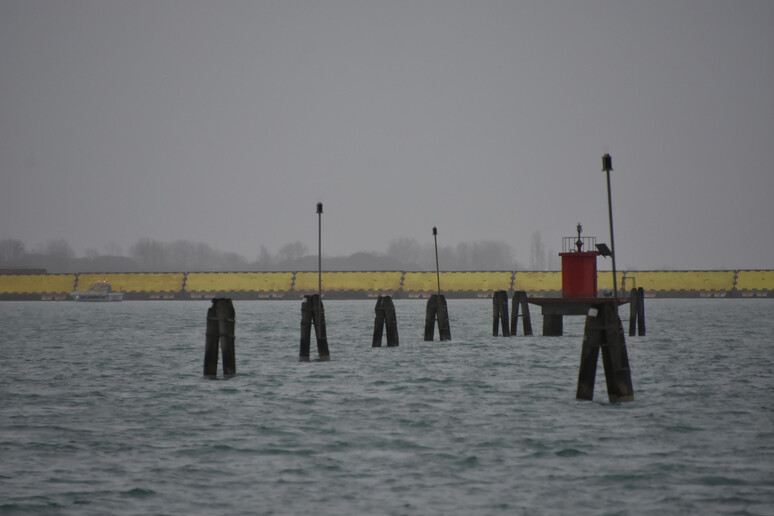 mose acqua alta venezia