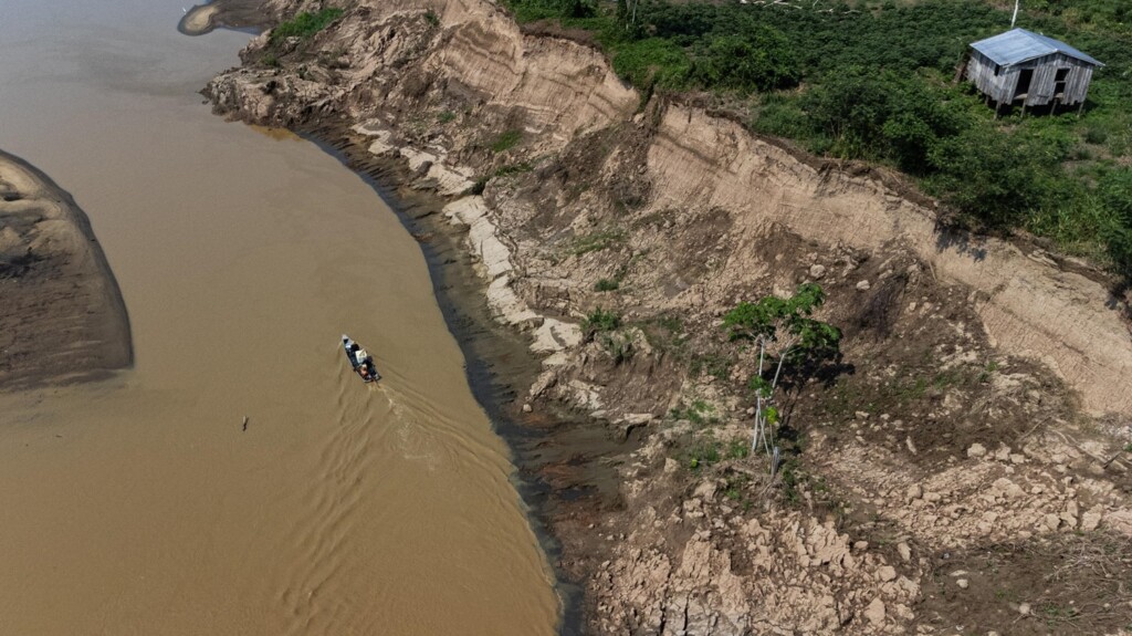 siccità amazonas brasile