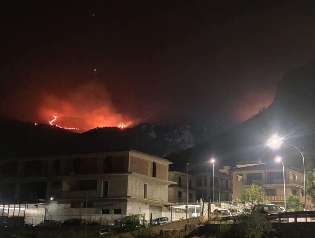 sicilia incendi