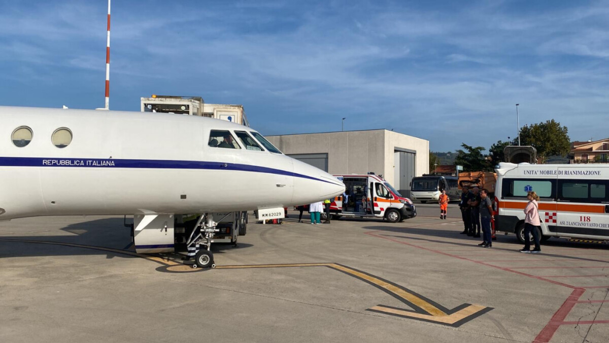 Aeronautica Militare neonato in imminente pericolo di vita