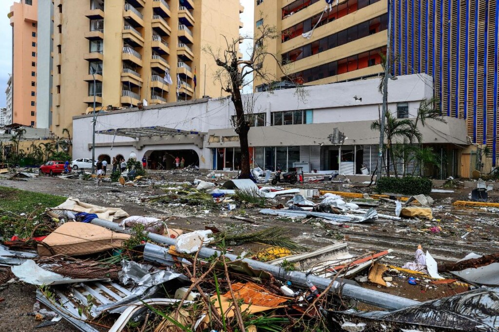 uragano otis messico acapulco