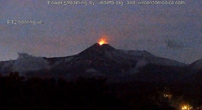 eruzione etna 10 novembre 2023