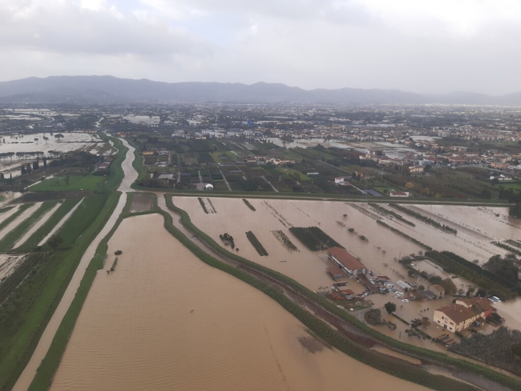 maltempo alluvione toscana (1)