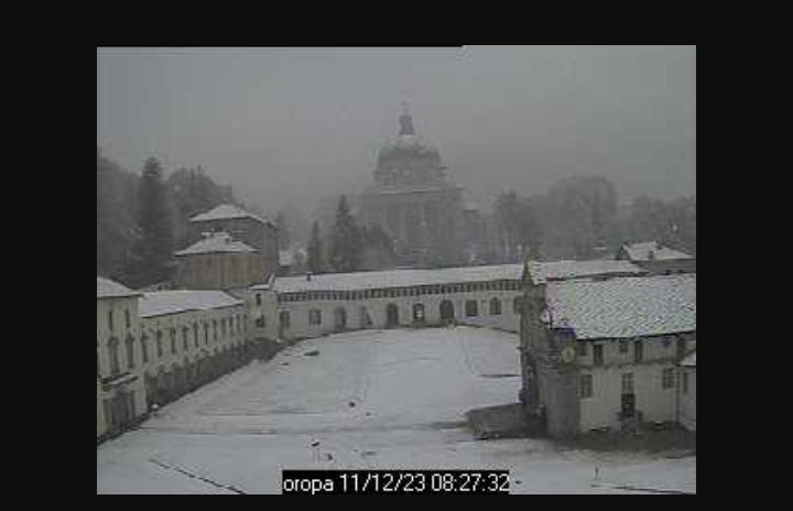 oggi neve alpi