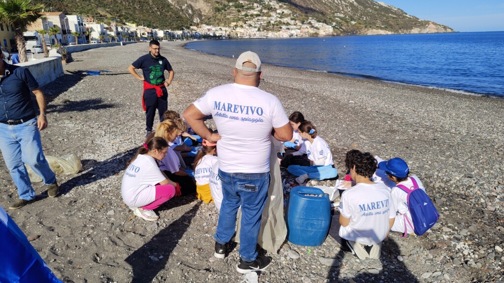 progetto adotta una spiaggia canneto