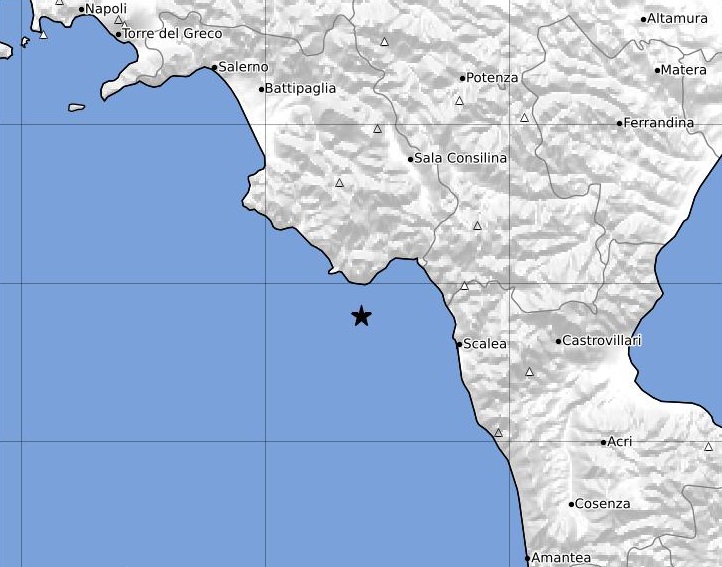 terremoto golfo di policastro