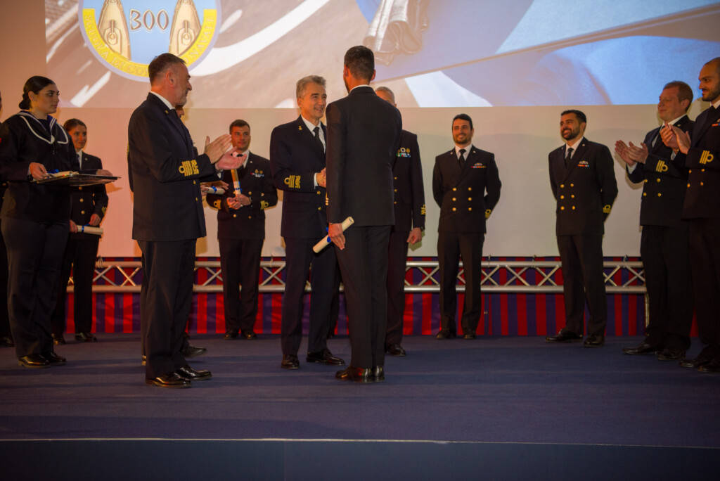 consegna diplomi scuola comando navale marina militare