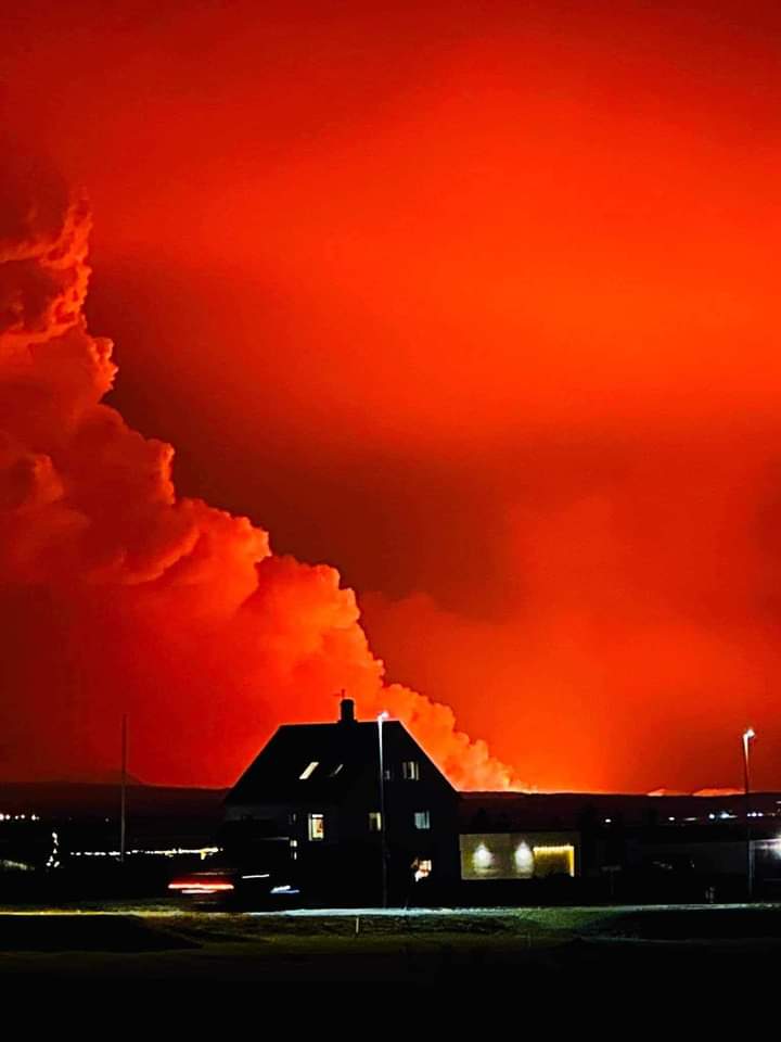 eruzione islanda grindavik vulcano