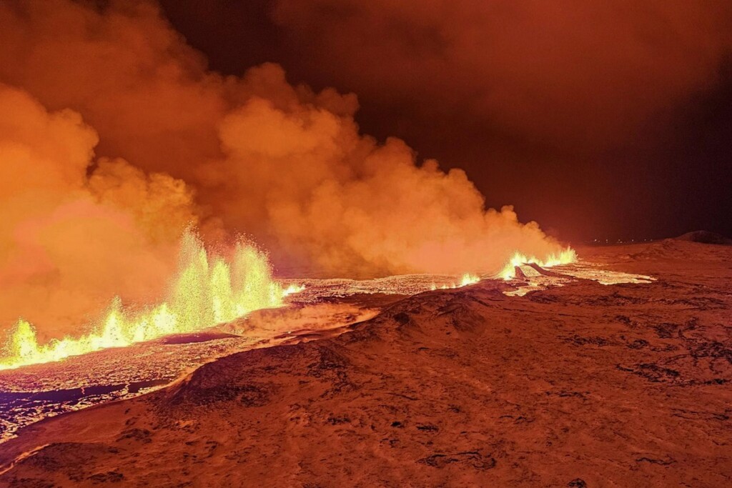 eruzione islanda grindavik vulcano