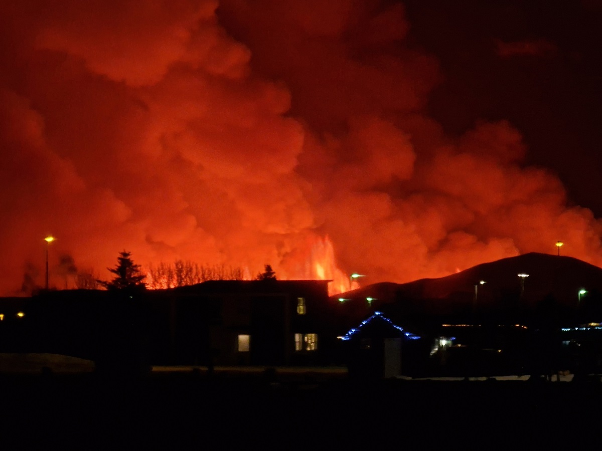 eruzione islanda oggi