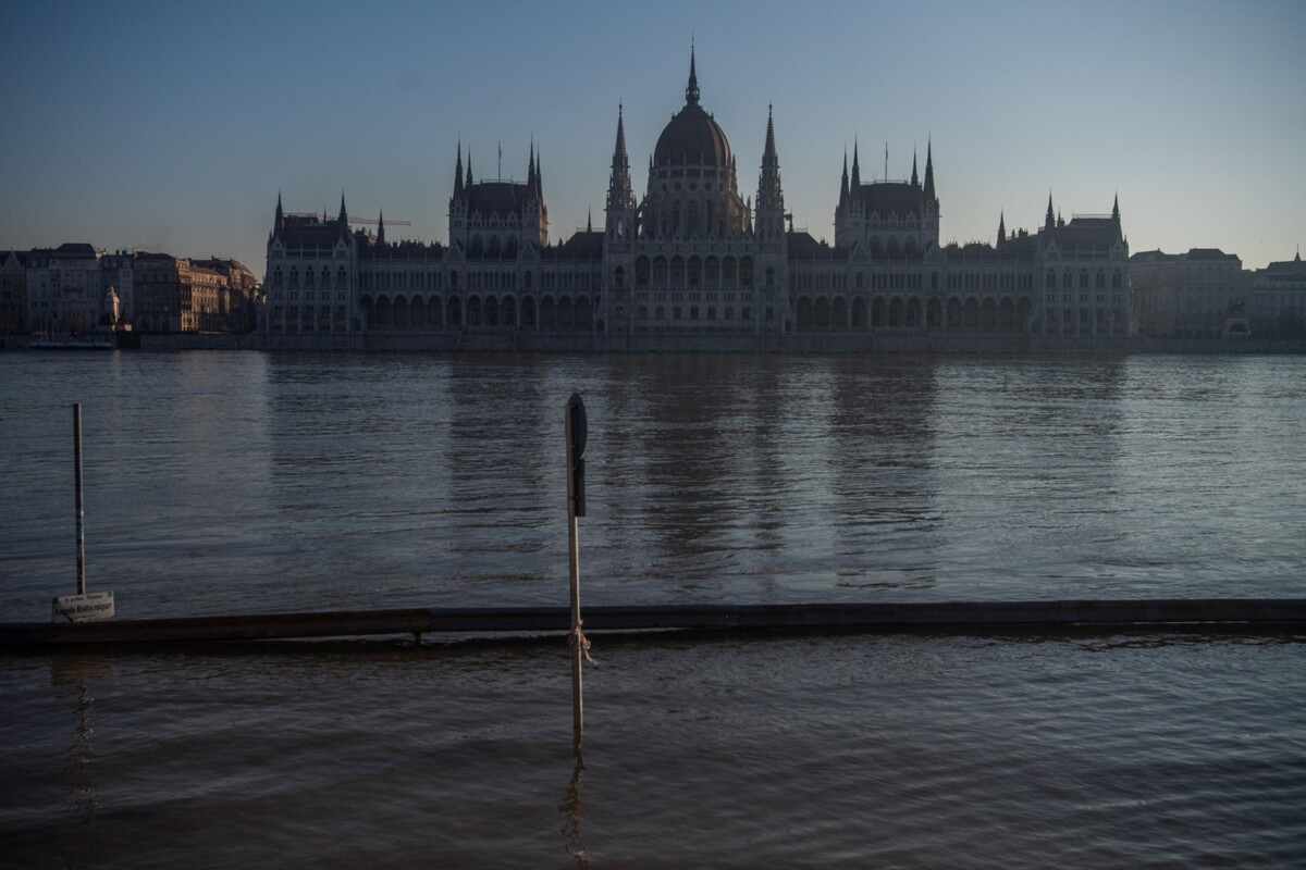 esondazione danubio budapest