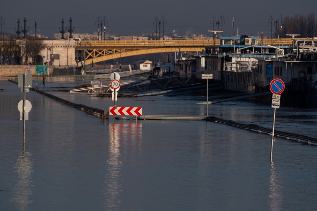 esondazione danubio budapest