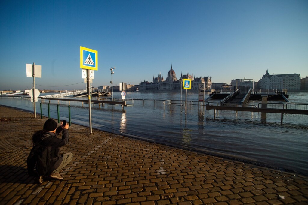 esondazione danubio budapest