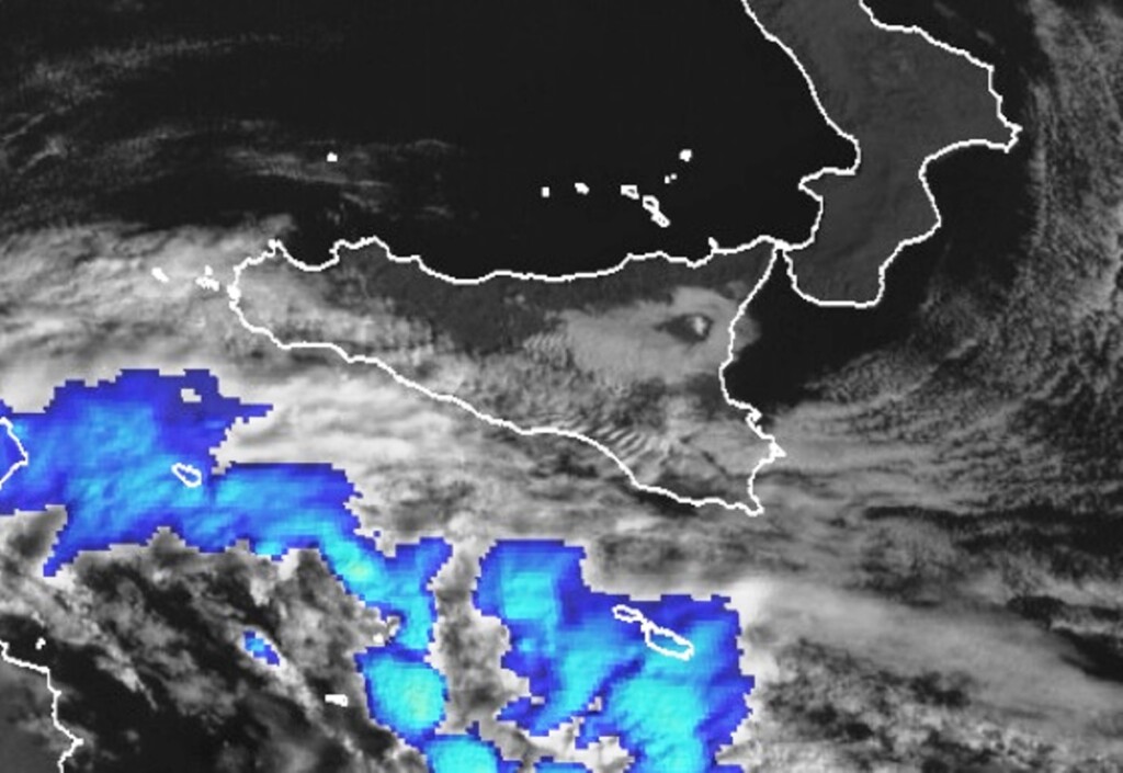 sicilia meteo nubi etna